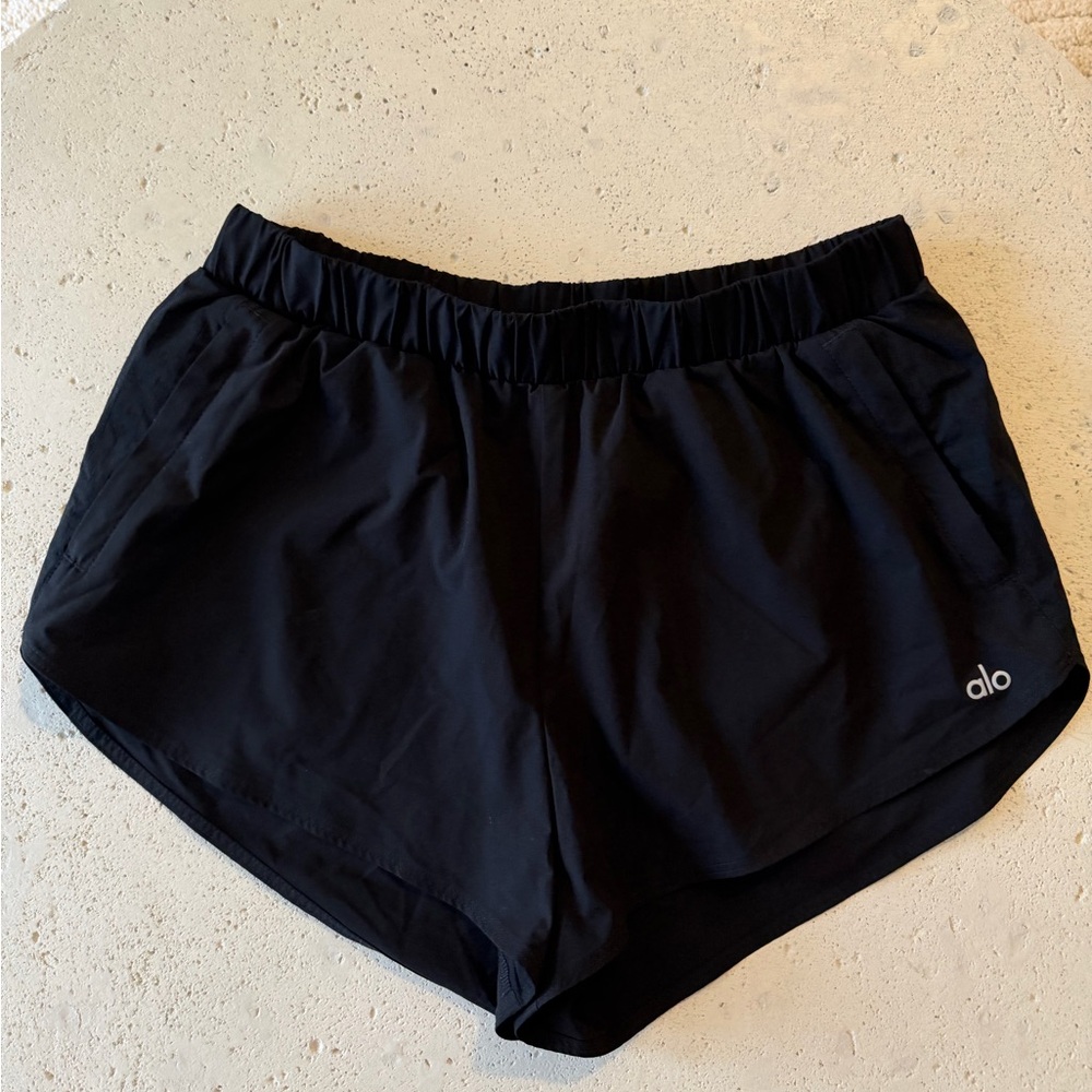 Alo Dolphin Short